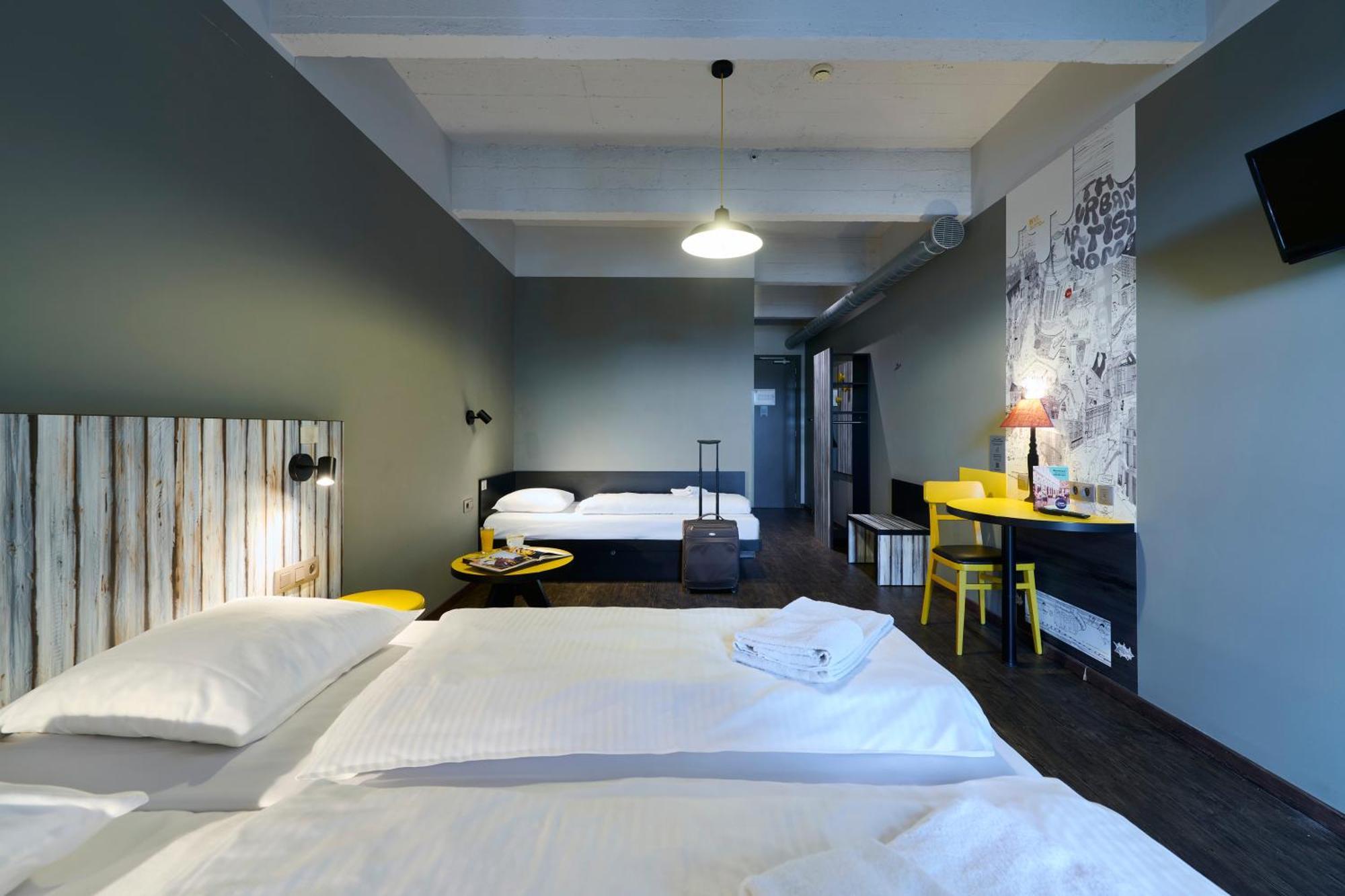 Meininger Hotels Bruxelles City Center Sint-Jans-Molenbeek Екстер'єр фото