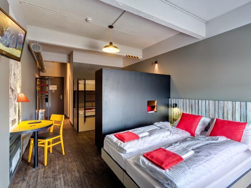 Meininger Hotels Bruxelles City Center Sint-Jans-Molenbeek Екстер'єр фото